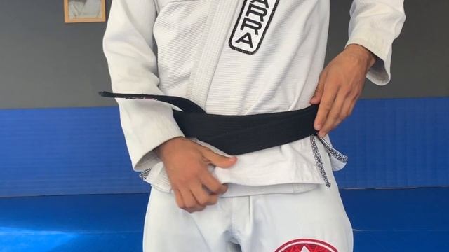 Brazilian Jiu-Jitsu: How to tie your belt superlock style смотреть онлайн