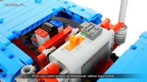 LEGO Technic 42070 B-model: Research Explorer Vehicle In-depth Review & Speed Build [4K]