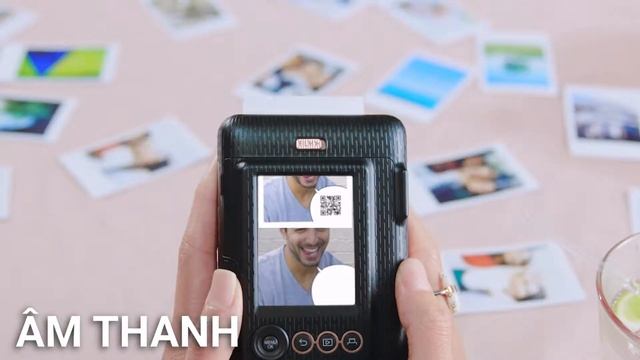Máy chụp ảnh lấy liền FUJIFILM Instax Mini LiPlay смотреть онлайн