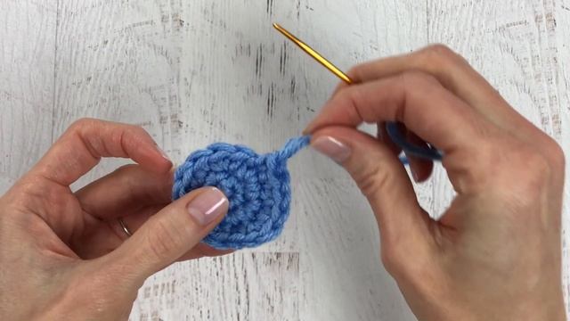 How To Make A Seamless Join In Amigurumi When Crocheting In The Round | CROCHET FOR BEGINNERS смотреть онлайн