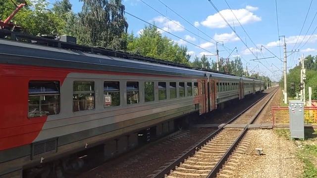 Электропоезд ЭД4М-0157 сообщением Александров-1 - Москва-Ярославская смотреть онлайн