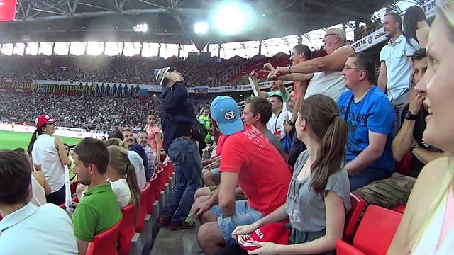 Как создавалась футбольная волна на матче Россия-Австрия! смотреть онлайн