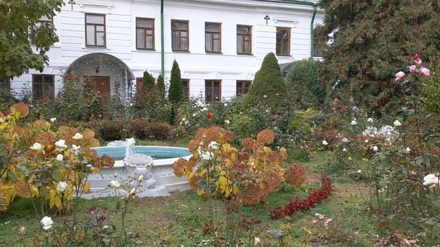 Фонтан Фроловского монастыря смотреть онлайн