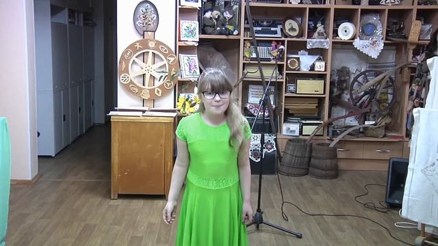 стихотворение "В лесном краю" авт. Э. Асадов - чтец Кислякова Яна смотреть онлайн