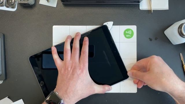 пятно На Всех iPad Air 3 !