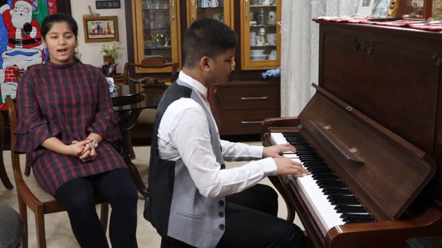 Christmas Hallelujah by Joshua & Joanna Ebenezer. смотреть онлайн