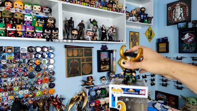 LOKI COLLECTOR CORPS FUNKO POP UNBOXING смотреть онлайн