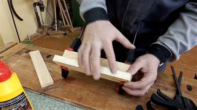 Мольберт (Easel) смотреть онлайн