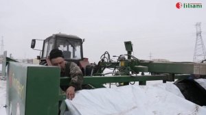 Выгрузка зерна из рукавов в АХ _Юбилейный_, Тюменская область