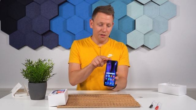 Xiaomi Redmi Note 9 Pro Unboxing - Was bietet der Preiskracher? смотреть онлайн