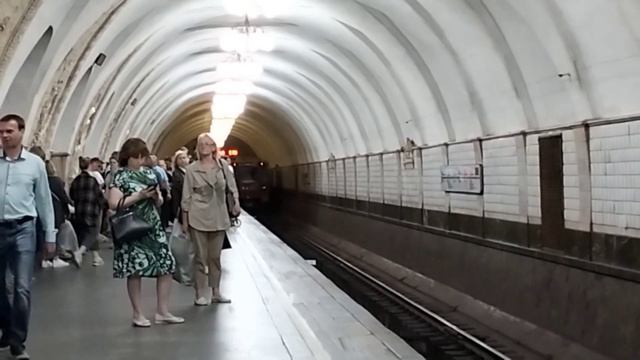СБОРНИК СПЕЦСОСТАВОВ! «Путеизмеритель с лабораторией» и «Синергия-2» на линиях МосМетро! смотреть онлайн