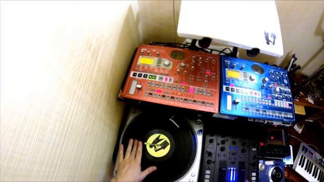 Electrofood Ch - Digital Pray (Live) смотреть онлайн