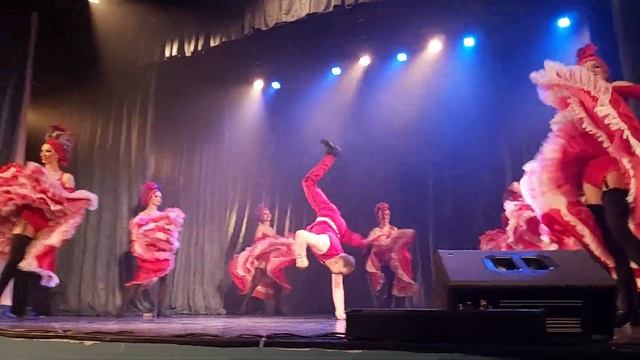 Финальный танец кабаре в Выборге 02.04.2023 смотреть онлайн