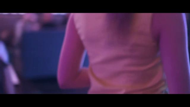 FASHION показ от магазина роскошных женских платьев LOVE REPUBLIC смотреть онлайн