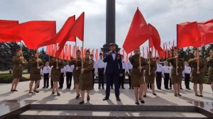 А. Юрпалов, С. Сашин. "Спасибо деду за Победу" исп. Теличенко Ю и хор мальчиков