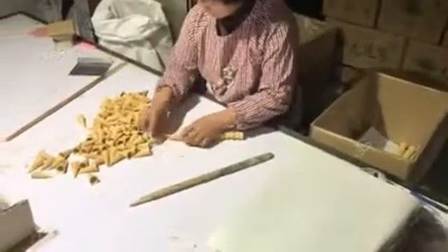 Линия для производства вафельных конусов с сахарам