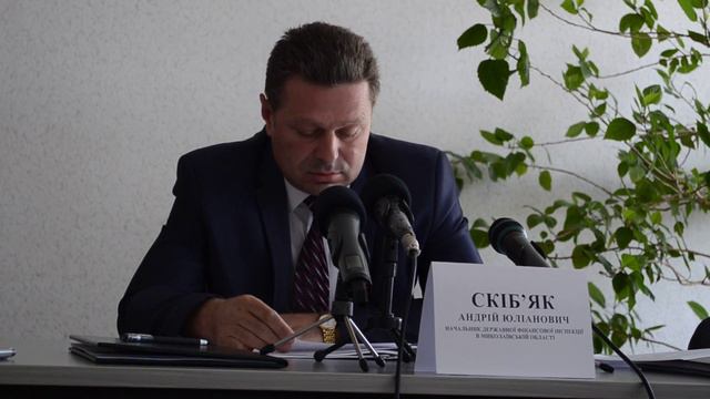 Мой город Н: Начальник Госфининспекции о бесхозном самолете смотреть онлайн