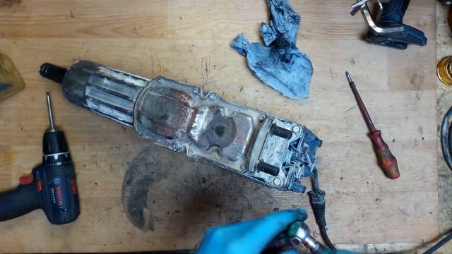 How to disassemble and find problem for Bosch rotary hammer drill SDS max GBH 11 DE GBH11 смотреть онлайн