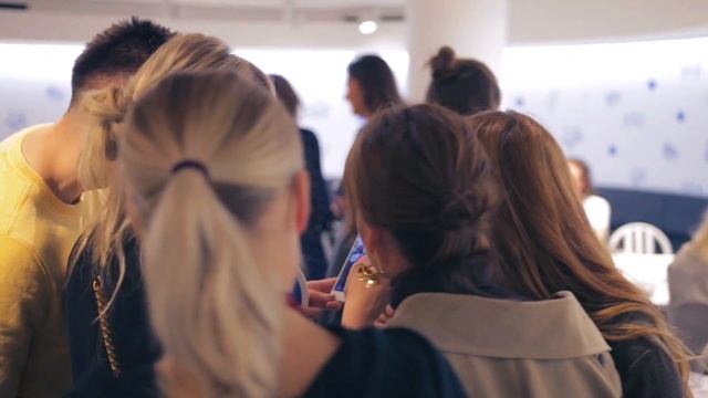 evian Chiara Ferragni Collection Limited edition launch event смотреть онлайн