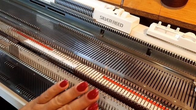 Джемпер с воротником поло. Polo Collar Jumper.