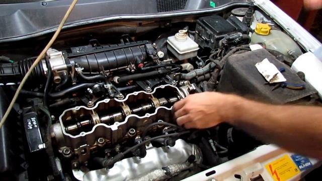 CAMBIAR JUNTA DE TAPA DE VALVULAS . ASTRA GLS 2.0 2011 . CHAU PERDIDAS DE ACEITE EN TU MOTOR . смотреть онлайн
