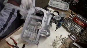 сборка мотора к-750 м-72 часть 7.Новый мотор к-750 . масло насос и поддон двигателя от Урал 650