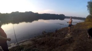 Рыбалка на Оке в Рязанской области.