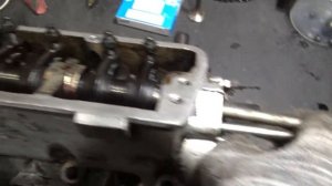 ЗАЗ Сенс 1.3.Меняем клапан ГБЦ,маслосъёмные колпачки.