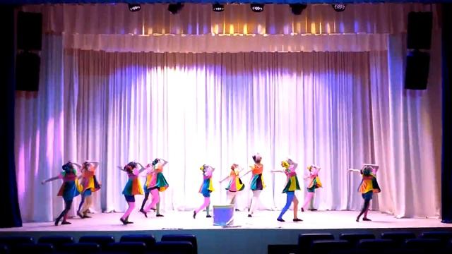 ДТК-3 Хореографический ансамбль "Вдохновение" мл. гр. - "По барабану" смотреть онлайн