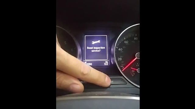 New Vw Polo how to reset oil and Inspection light смотреть онлайн