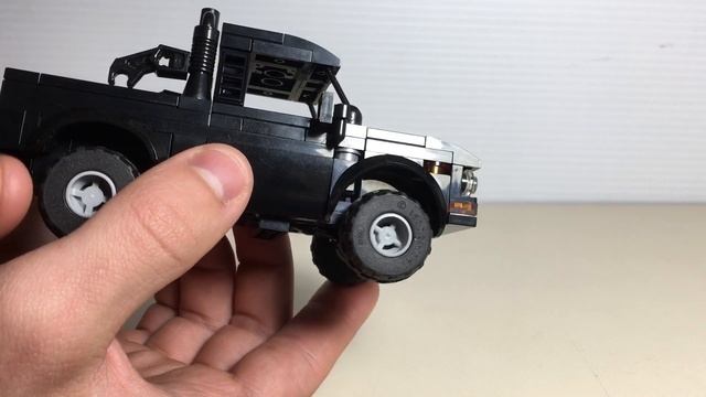 Custom Lego Toyota/Ford/Chevy 80’s Midsize Truck смотреть онлайн