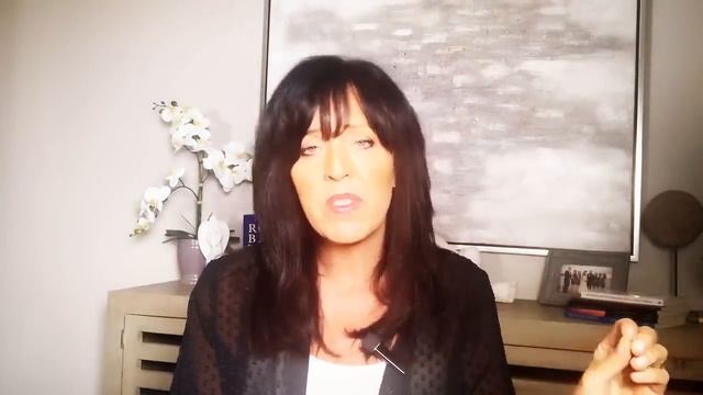 Things Narcissist Say and Do in a Relationship to Make You Fear You're the Crazy One/Lisa A Romano смотреть онлайн