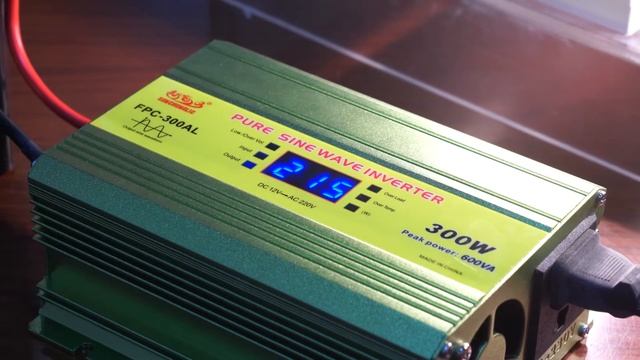 Sunchonglic Power Factory Pure Sine Wave Solar Power Inverter 12V 300W Loading Testing (FPC-300AL)