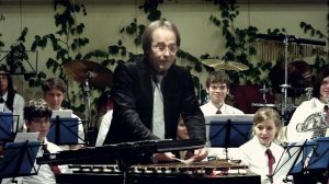 Hora Staccato -solo-xylophone