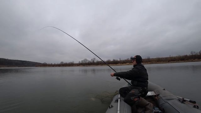 Рыбалка на Оке в ноябре.. смотреть онлайн