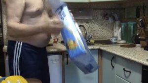 Распаковка и мега краткий обзор китайской лодки .