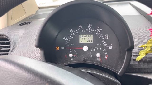 2002 VW Beetle смотреть онлайн