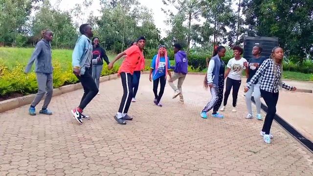 Weekend love dance challenge by total blast dance Movement смотреть онлайн