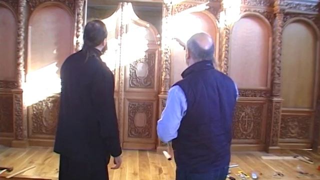 Установка иконостаса в православном храме г. Палдиски