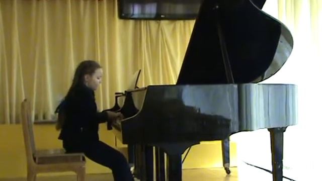 Журавлёв Диана - А. Гедике «Марш перед боем», И. Якушенко «Толстый клоун» смотреть онлайн