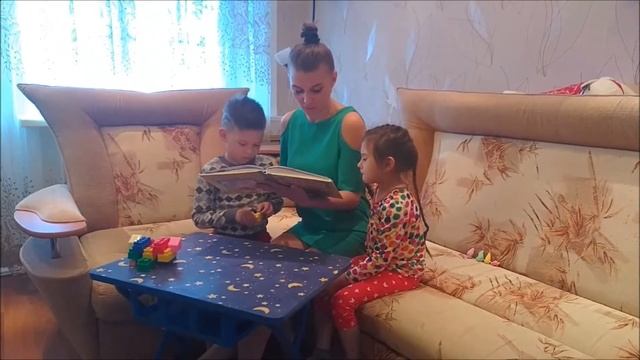 #страна читающая Анна Николаевна читает русскую народную сказку "Хрустальная гора" смотреть онлайн