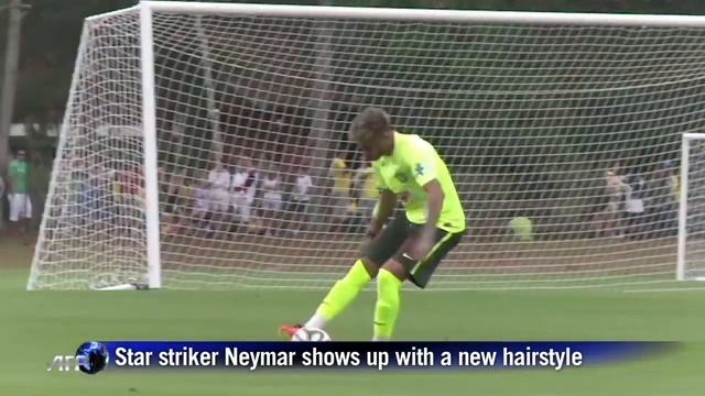 Neymar's new hairstyle смотреть онлайн