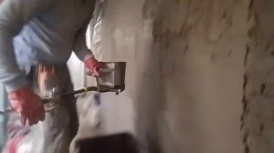 Штукатурка, набрызг цементом. Хопперковш