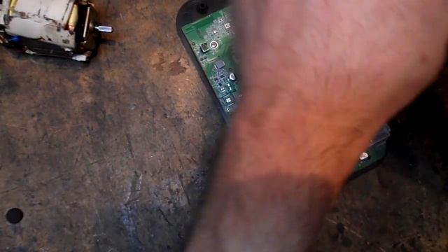 Триколор GS B531N не включается