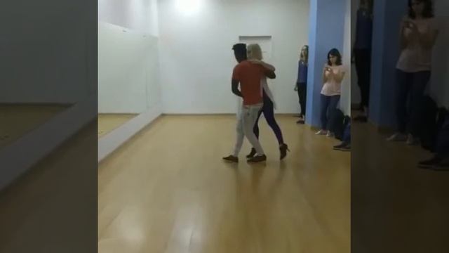 Evgeniya Lara & Pedro Salakiako Kizomba смотреть онлайн