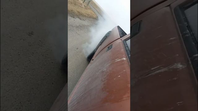 6.5 power #burnout #chevy #detroitdiesel #diesel #funny #fyp #sendit #burnrubber #coal смотреть онлайн