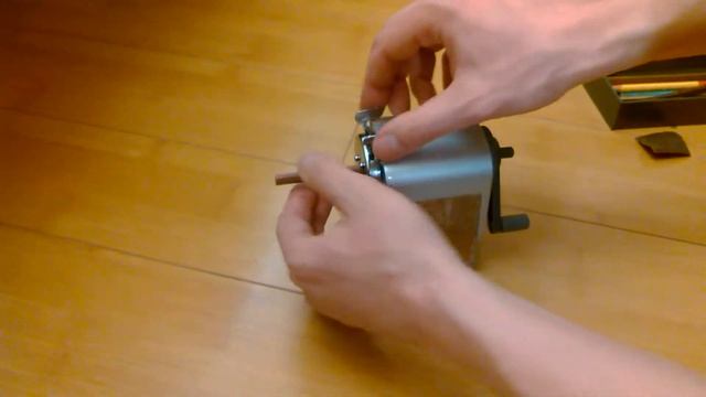 Видеообзор механической точилки для карандашей. смотреть онлайн