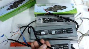 Меняю блоки питания на светодиодных буквах