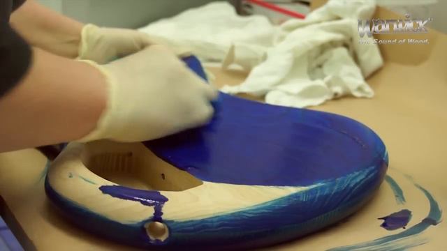 MAKING OF - Warwick Custom Shop Basses: Thumb BO 4 String Ocean Blue
