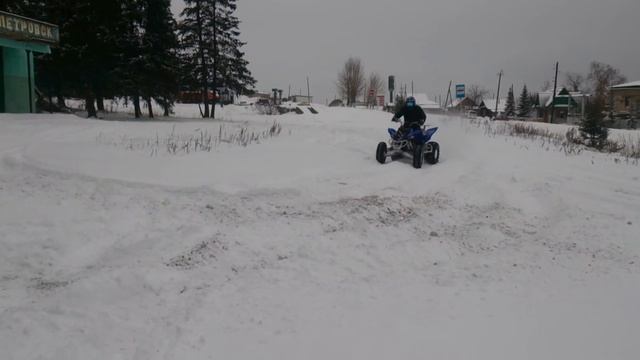 Raptor 700 25#12,5#9 Kenda Bear Claw